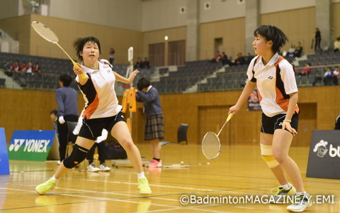 吉田瑠実（右）／齋藤夏（埼玉栄）は、決勝戦こそ敗れたものの、1年生ペアとして堂々の準優勝に輝いた